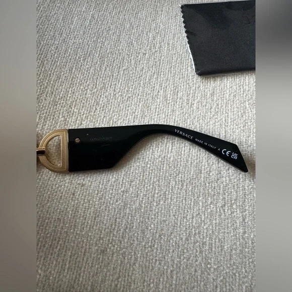 NIB Versace VE4440U Sunglasses - Picture 12 of 15